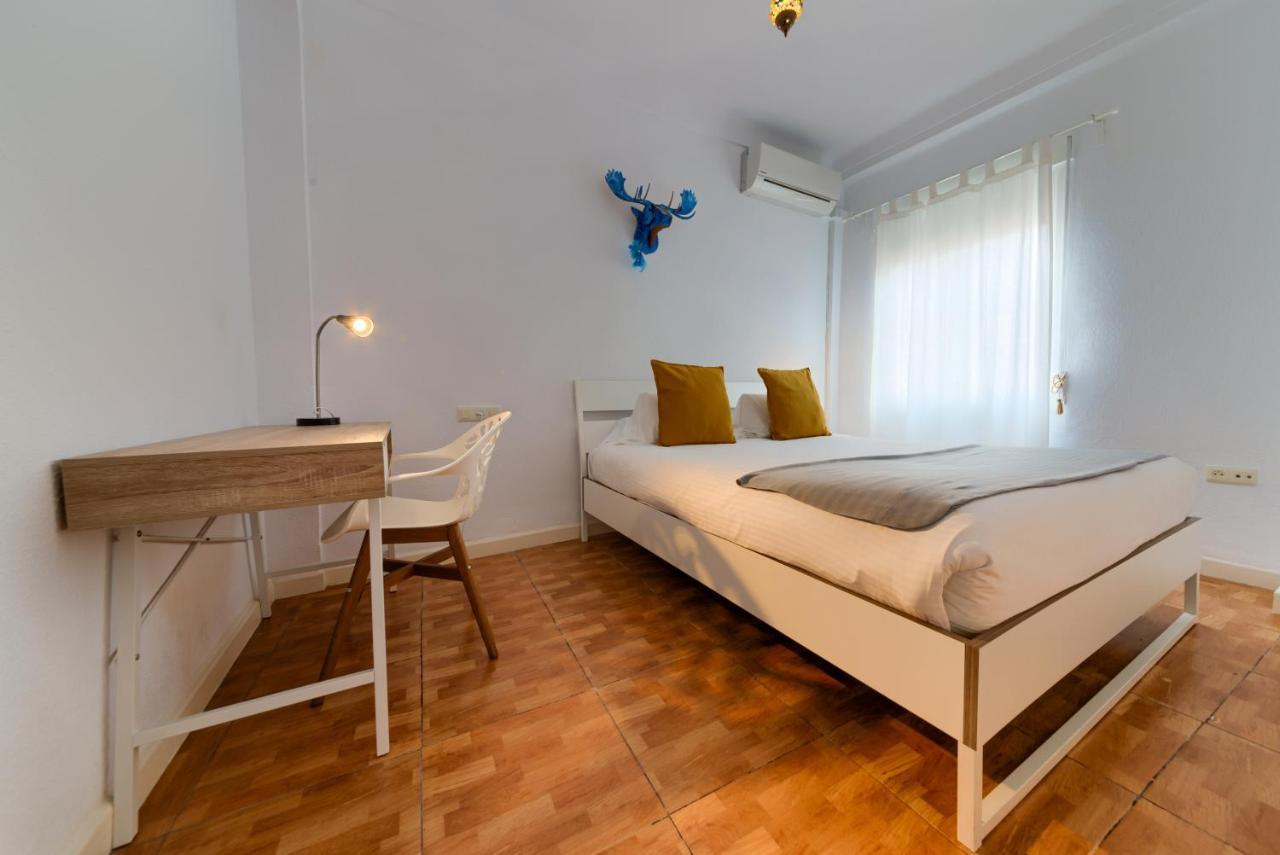 Holidays2Malaga Soho Pasaje De Valencia Dış mekan fotoğraf