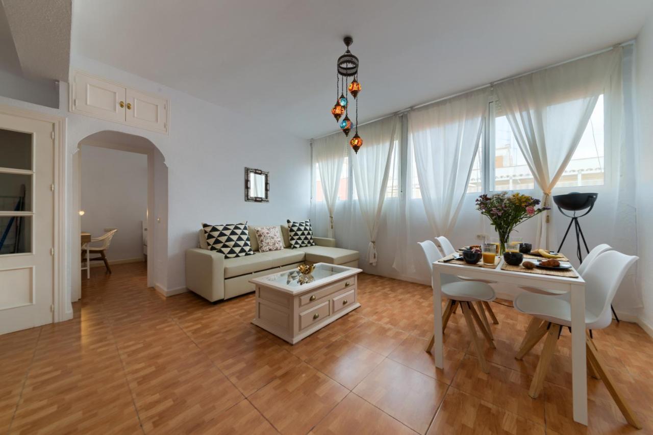Holidays2Malaga Soho Pasaje De Valencia Dış mekan fotoğraf